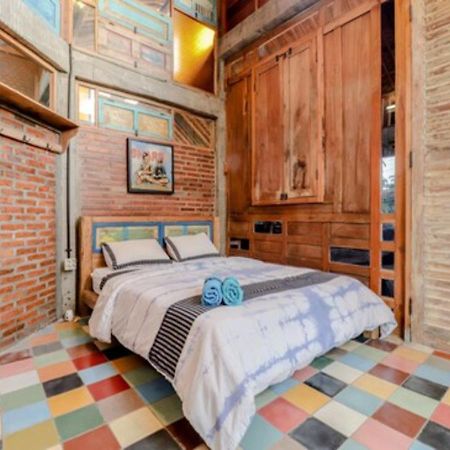 Lorong Homestay Бантул Экстерьер фото