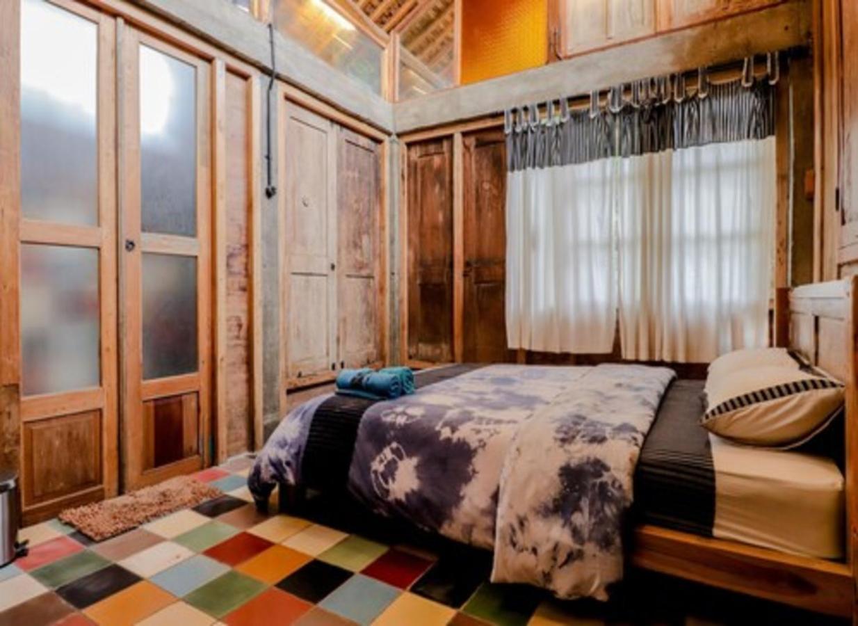Lorong Homestay Бантул Экстерьер фото