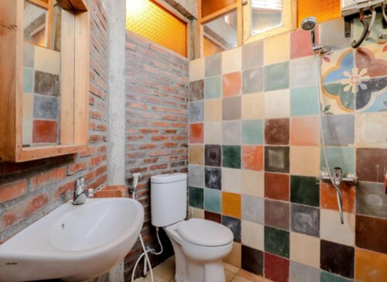 Lorong Homestay Бантул Экстерьер фото