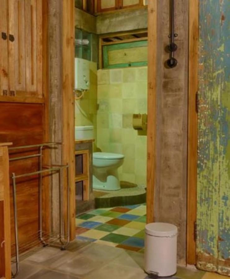 Lorong Homestay Бантул Экстерьер фото