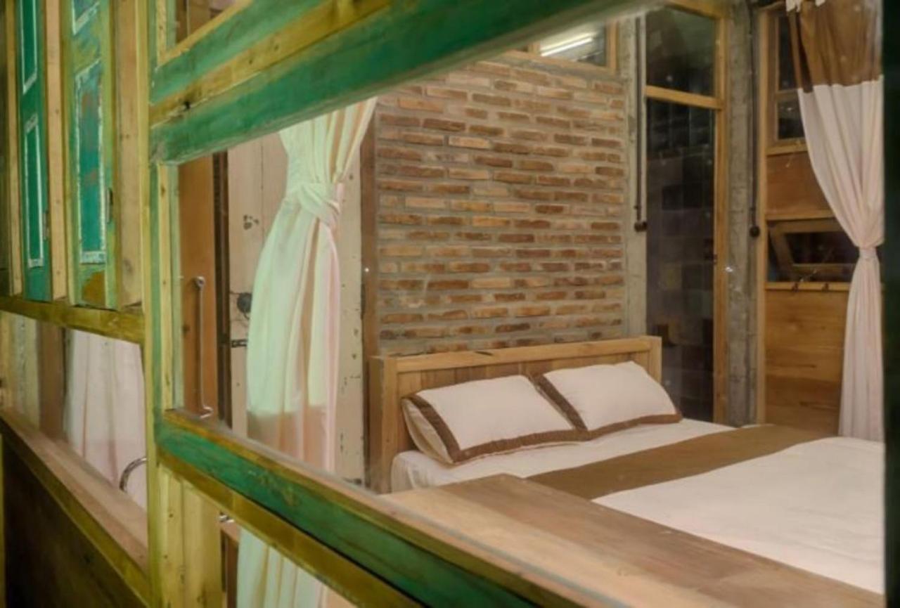 Lorong Homestay Бантул Экстерьер фото